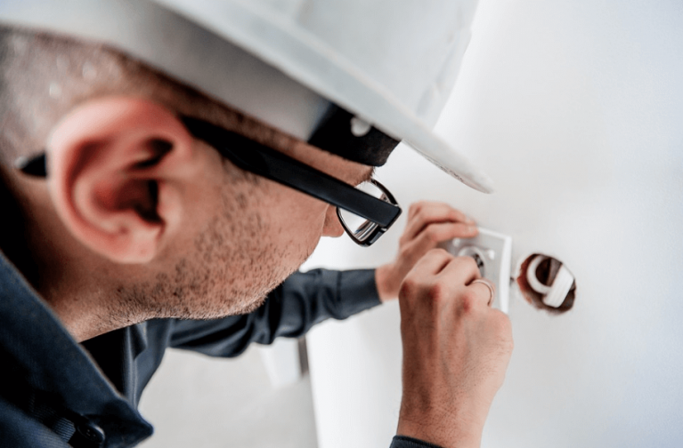 Hiring an Electrical Contractor in CT