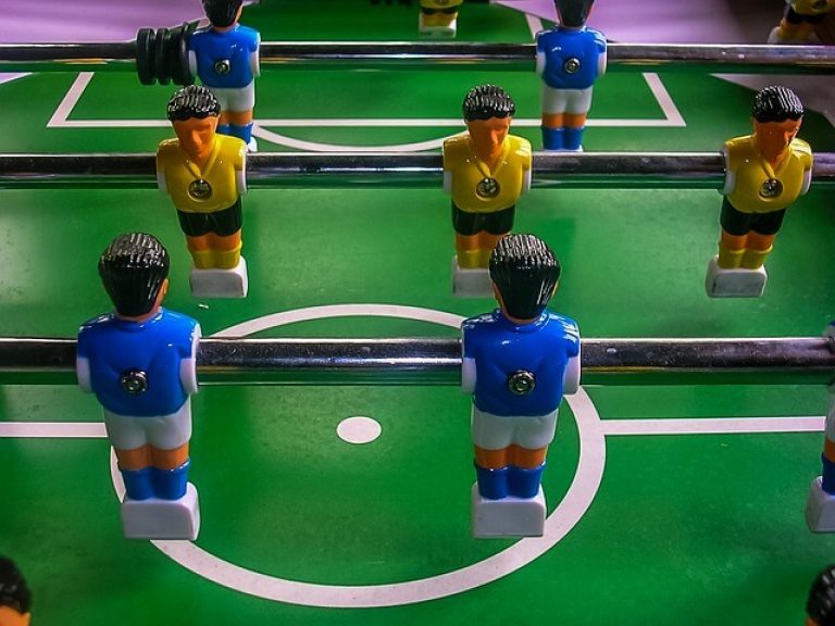 Foosball Table Buying Guide: How to Pick the Best Foosball Table
