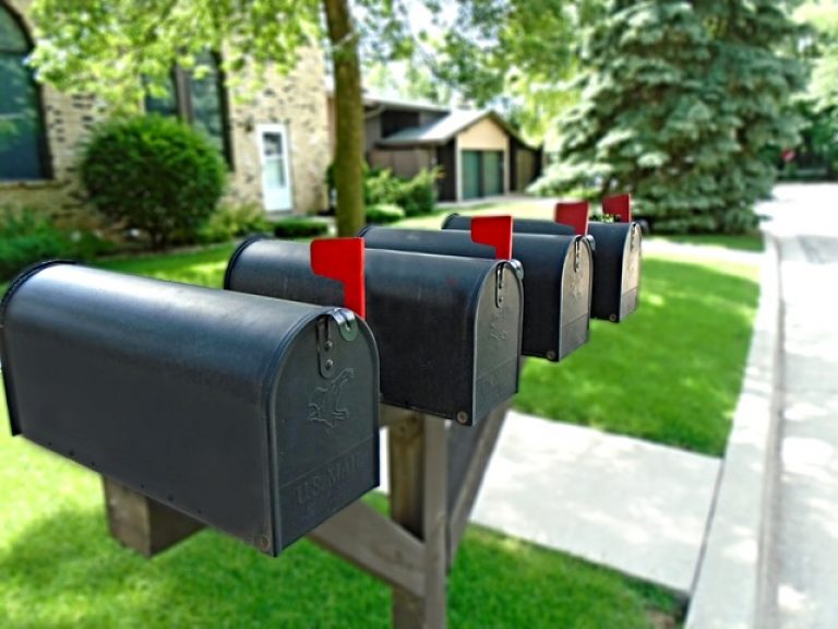How a Locking Mailbox Can Protect Your Mails?