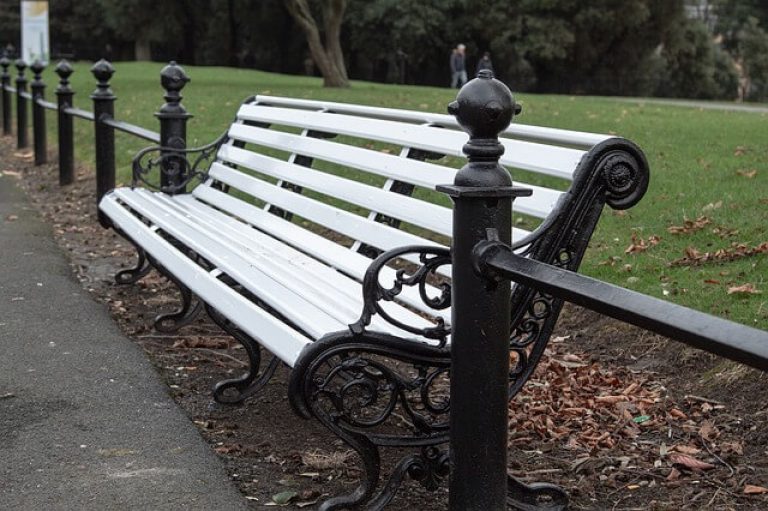 guide to street furniture